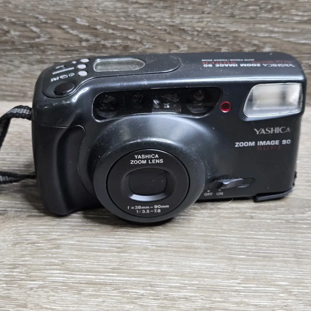 Yashica Zoom Image 90 Super f=38-90mm 1:3.5-7.8 Point Shoot Camera Tested + Batt